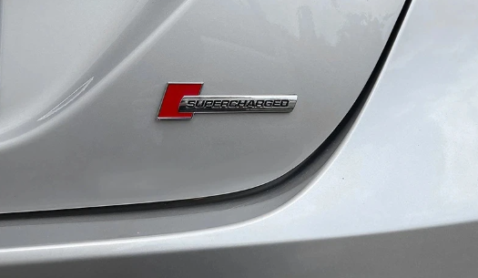 Emblema SUPER CHARGED