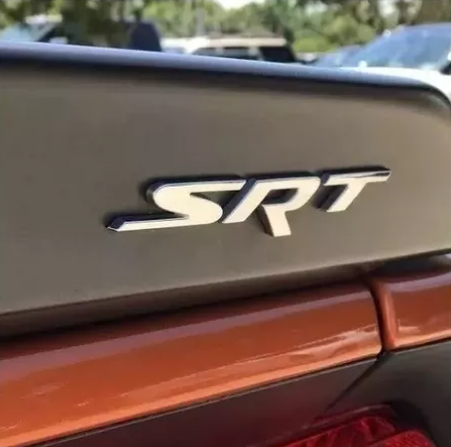 Emblema SRT M1